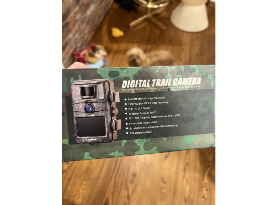 Never Opened - Trail Master Wildlife Camera - Capture What's Going On Outside