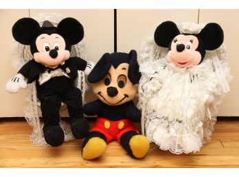 Mickey & Minnie Mouse Wedding Stuffed Animal Set