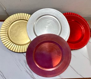 Fun Holiday Chargers (set Of 12) Red/Pink/Gold?Silver