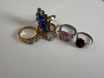 Set Of 5 Costume Jewelry Rings