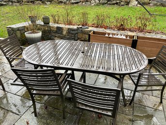 Oval Metal Outdoor Table With 4 Chairs
