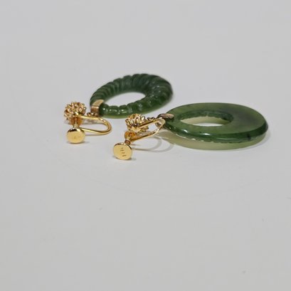 Antique 14K Yellow Gold Green Jadeite Jade Carved Earrings #23