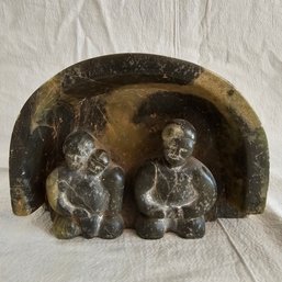 Large And Heavy Inuit Soapstone Carved Sculpture Signed In Syllabics Underside #40