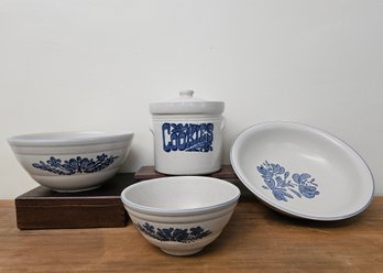 Lot Of Vintage Pfaltzgraff Yorktowne Cookie Jar And 3 Bowls  #16