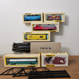 Bachmann HD Trains  W/locomotive, Tracks And Power Rack #30