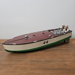 Lionel-Craft Key Wind Tin Speed Boat With Drivers #36