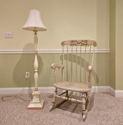 Ethan Allen Hand Decorated Cream Painted Cape Cod Rocking Chair And Beautiful Hand Painted Floor Lamp 58'#64