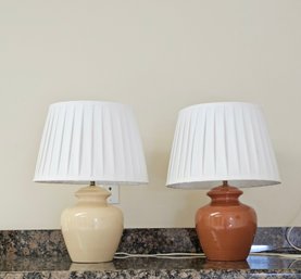 Lot Of 2 Vintage Table Lamps With Beautiful White Pleated Shades 20' #120