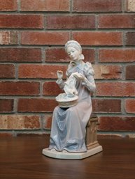 Lladro Spain Discontinued Figurine Lady Sewing A Trousseau 11 1/2' Tall   #24