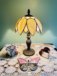 Beautiful Tiffany Style Table Lamp And Beautiful Stained Glass Decor #300