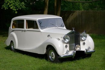 MAJESTIC ROLLS-ROYCE SILVER WRAITH 1953