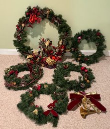 Lot Of  5 Christmas Wreaths  #206