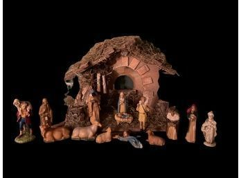 Italian Nativity Set W/stable