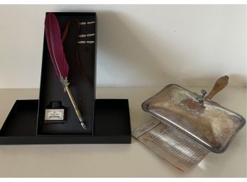 Vintage Feather Dip Inc Pen Set And Silent Butler