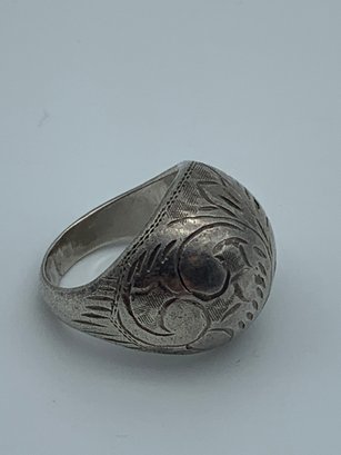 Dome Etched Silver Ring,  Marked Sterling Thailand. With Hallmark. Size 5.25, 4.9g