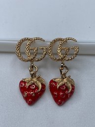 Gucci Style Strawberry Pendant Earrings, Double GG, Pierced Post Back, Dangle, Enamel Red And Gold Toned