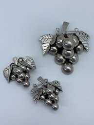 1970s Detailed Clip On Sterling 925 Earrings & Brooch, Bunches Of Grapes On The Vine With Leaves, 67.3g