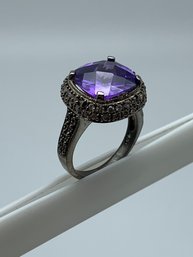 Silver Ring With Vibrant Faceted Purple Center Stone, Clear Stone Accents, Marked 925, Size 7, 7g