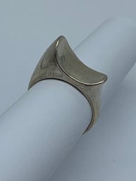 Modernist Crescent Sculptural Sterling Silver Ring, Marked Sterling, Size 6.5, 4.7g