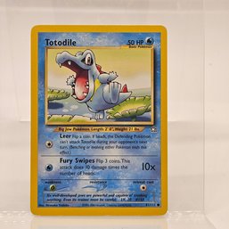 Totodile Neo Series Vintage Pokemon Card