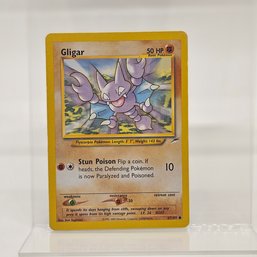 Gligar Neo Destiny Vintage Pokemon Card
