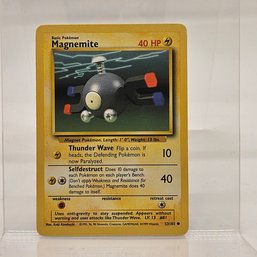 Magnemite Vintage Pokemon Card Base Set