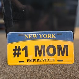#1 Mom License Plate Regular Size