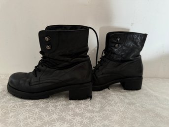 Women Leather Boots Size 7