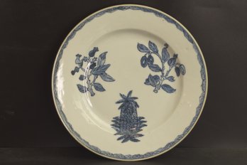 Chinese Export Porcelain 'Pineapple' Plates, China, Qinalong (1736-96)