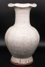 Old Chinese Crackle Glaze Vase