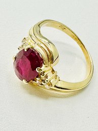 14KT Yellow Gold  Natural Diamond And Ruby Ring 6 Pcs Diamond # 2005