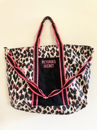 Large Victoria Secret Casual Travel Bag 21'W X 25'Hx 7'D