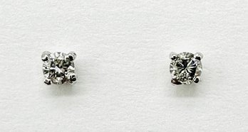 14KT White Gold Natural Diamond Stud Earrings - J11740