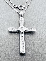 14KT White Gold With 16 Pcs Natural Diamond Cross Pendant Necklace - J11150