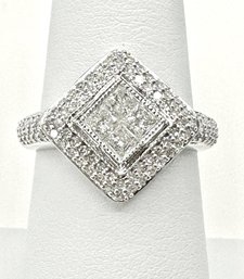 14KT White Gold Natural Diamond Ring Size 7 - J11264