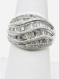 14KT White Gold Diamond Swirl Fancy Ring Size 7 - J11330