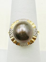 14KT Yellow Gold Freshwater Pearl Ring Size 6.75 - J11470