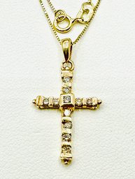 14 Karat Yellow Gold Natural Diamond Cross Pendant And Chain - J11536