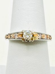 14 Karat White And Pink Gold Natural Diamond Lady Ring Size 6.5 - J11557