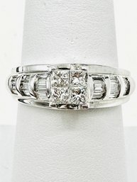 18KT White Gold Natural Diamond Ring Size 7.5 - J11620