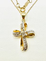 14KT Yellow Gold Natural Diamond Cross Pendant And Chain - J11806