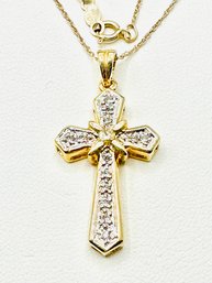 14KT Yellow Gold Natural Diamond Cross Pendant And Chain - J11809