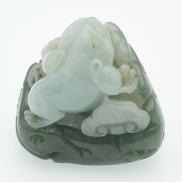 Chinese Carved Natural Myanmar Green Jadeite Toad Sculpture With Certificate