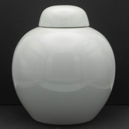 Old Chinese White Porcelain Urn With Lid