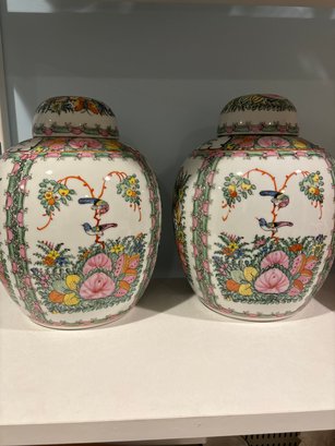 2 Vintage Chinese Vases