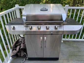 Char-Broil Commercial Grill And Cover