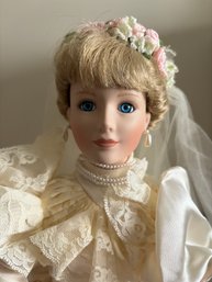 Ashton Drake Lisa's 1990s Wedding Dress Bridal Doll 19 This Day Forward