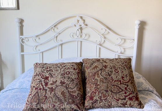 Full Size Iron Bed Painted White