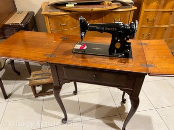 Singer Sewing Machine Table