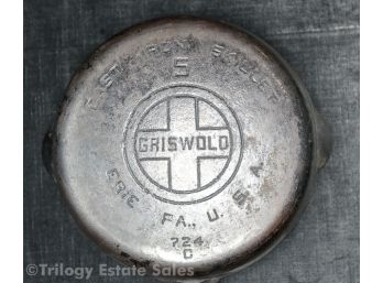 Griswold #5 Cast Iron Skillet